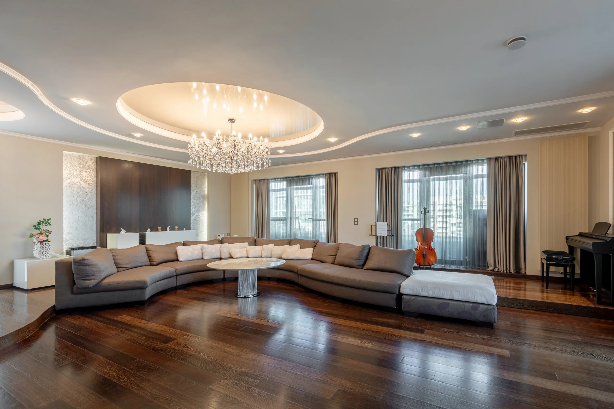 Luxurious Large Penthouse for Sale or Rent in Bucharest